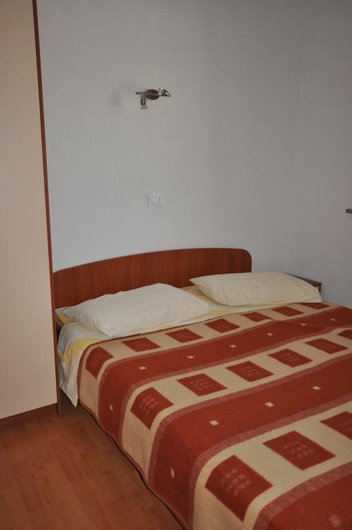 אומאג Apartments Majda מראה חיצוני תמונה